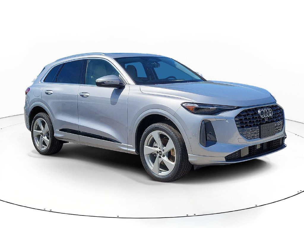 New 2026 Audi Q5 Premium Plus AWD/4WD image 1