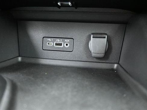 Used 2022 Nissan Sentra SR w/ Electronics Package FWD image 14