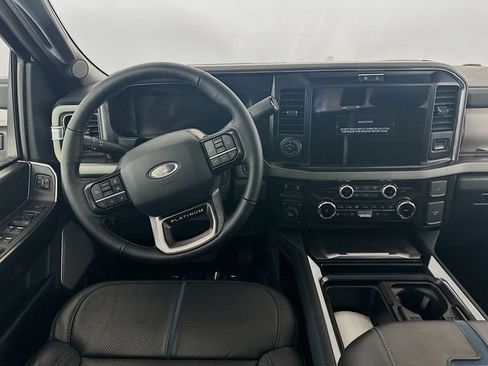 New 2026 Ford F450 Platinum w/ FX4 Off-Road Package image 24