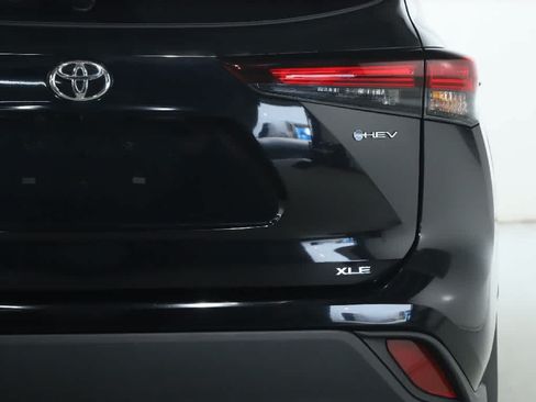 Used 2026 Toyota Highlander XLE AWD/4WD image 44