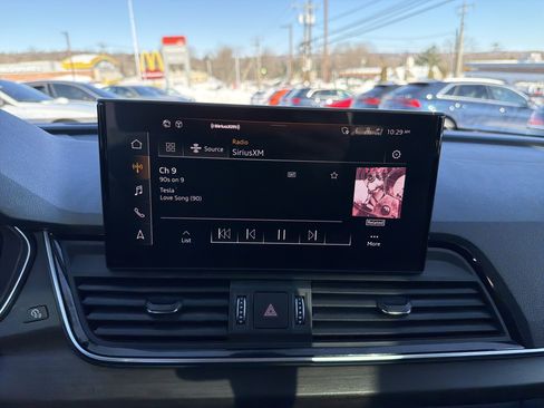 Certified 2023 Audi Q5 2.0T Premium Plus w/ Premium Plus Package AWD/4WD image 8