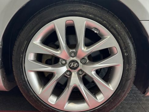 Used 2014 Hyundai Genesis 2.0T image 24