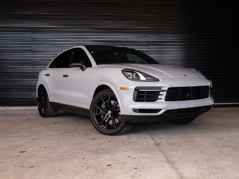 Certified 2023 Porsche Cayenne Coupe AWD/4WD image 8