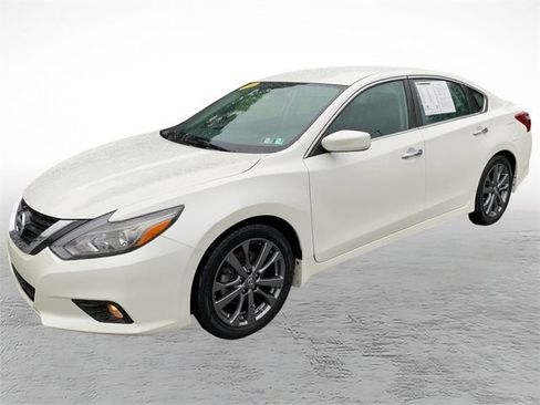 Used 2018 Nissan Altima 2.5 SR w/ SR Special Edition FWD image 7