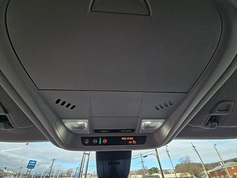 Used 2022 Chevrolet Equinox LT image 23