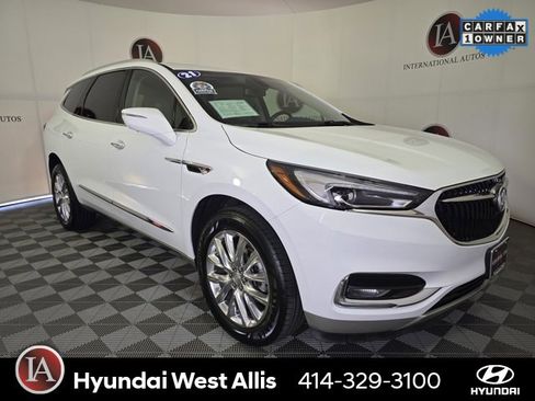 Used 2021 Buick Enclave Essence w/ Sound and Sites Package image 1
