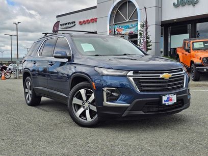 Used 2023 Chevrolet Traverse LT w/ LT Premium Package