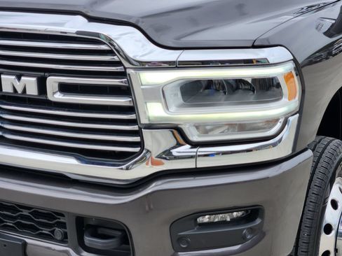 Used 2024 RAM 3500 Laramie AWD/4WD image 9