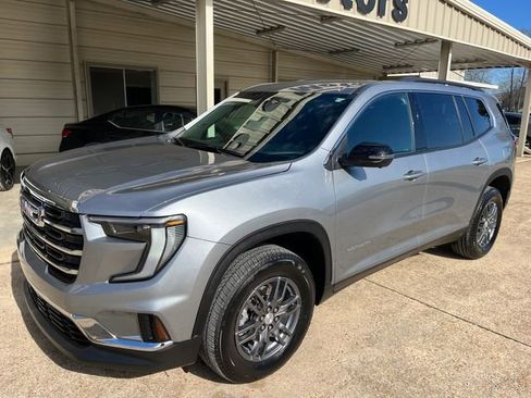 Used 2025 GMC Acadia Elevation image 2