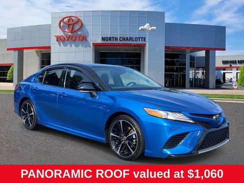 Used 2020 Toyota Camry XSE FWD image 1