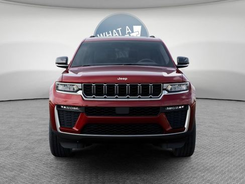 New 2026 Jeep Grand Cherokee L Limited w/ Trailer Tow Package AWD/4WD image 6