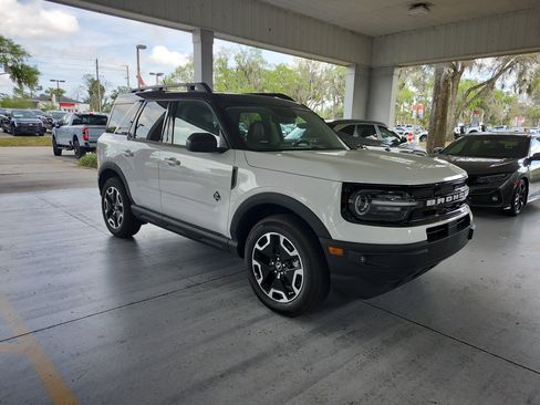 Certified 2024 Ford Bronco Sport Outer Banks w/ Tech Package image 7