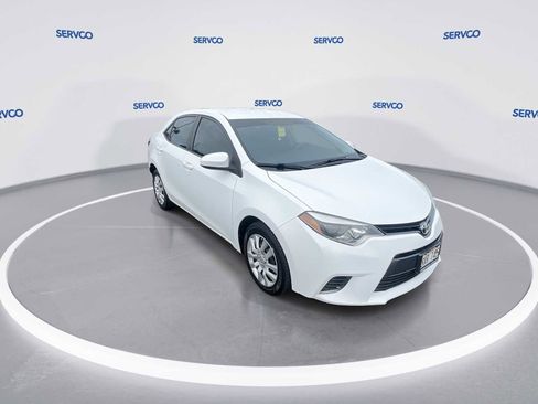 Used 2016 Toyota Corolla LE image 2
