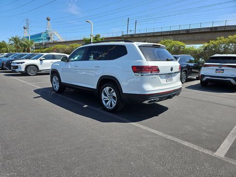 Certified 2023 Volkswagen Atlas SE w/ Panoramic Sunroof Package FWD image 7