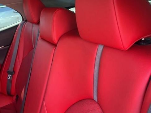 Used 2023 Toyota Camry XSE FWD image 9