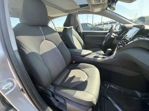 Used 2023 Toyota Camry LE w/ Convenience Package image 13