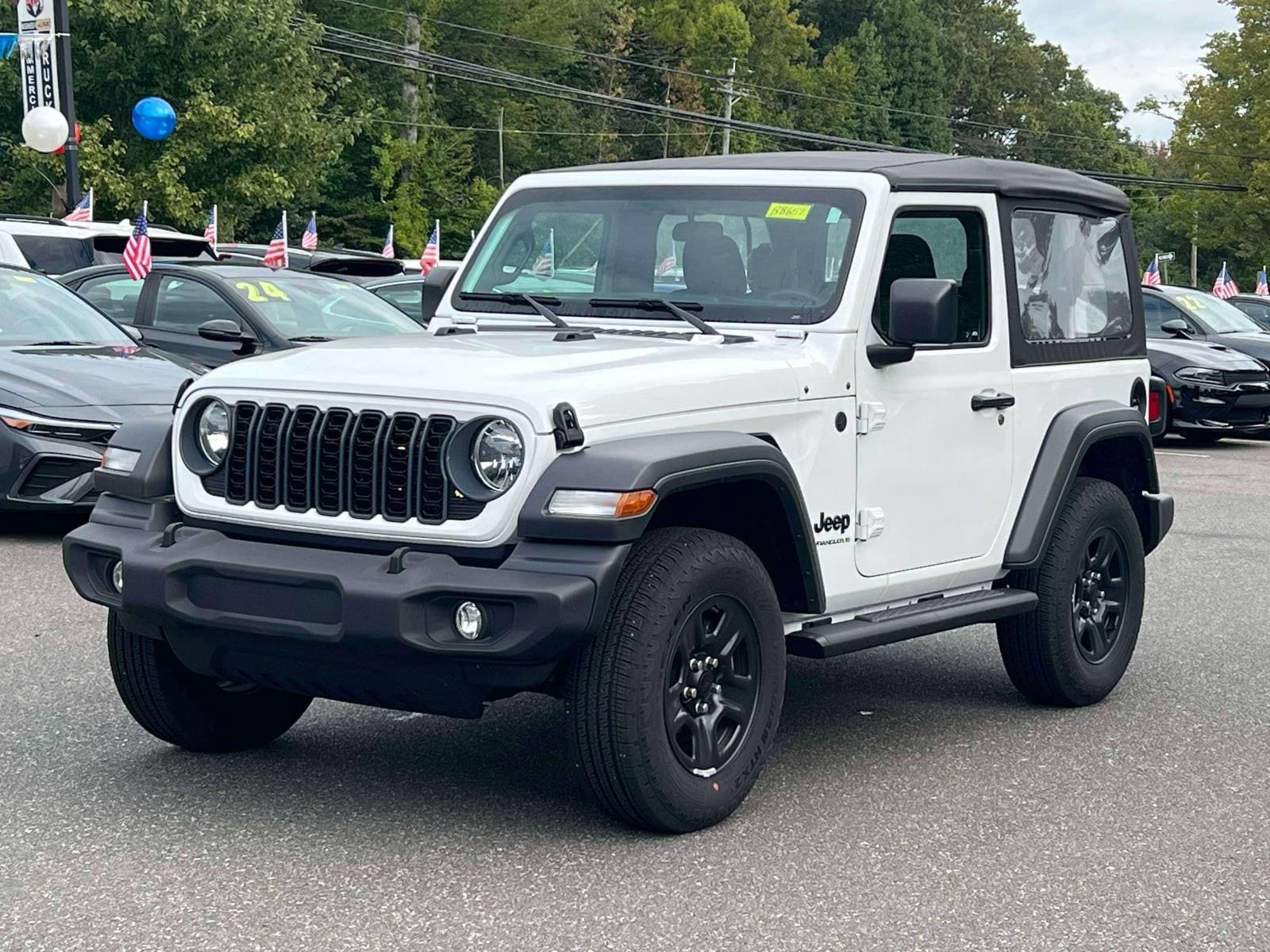 Used 2025 Jeep Wrangler Sport AWD/4WD image 2
