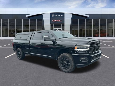 Used 2024 RAM 3500 Laramie w/ Night Edition image 7