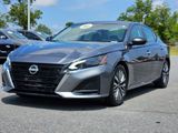 Used 2024 Nissan Altima 2.5 SV image 5