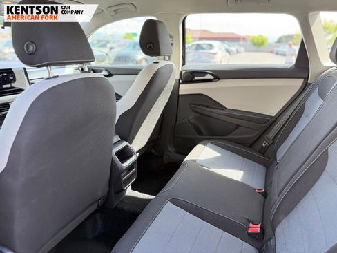 Used 2025 Volkswagen Taos S AWD/4WD image 33