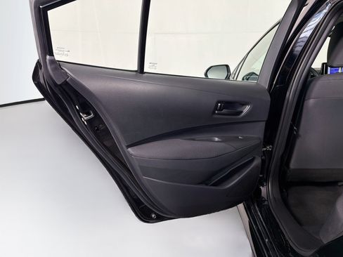 Used 2025 Toyota Corolla LE FWD image 26