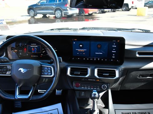 Used 2024 Ford Mustang Premium image 36