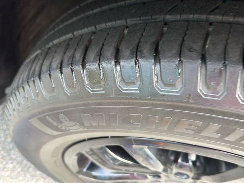 Used 2020 Ford Explorer 2WD image 38
