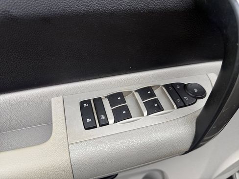 Used 2009 Chevrolet Silverado 1500 2WD Crew Cab Hybrid image 30