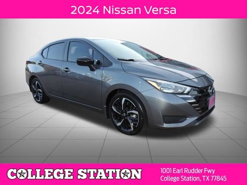 Used 2024 Nissan Versa SR w/ Trunk Package FWD image 1