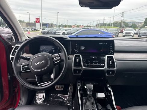 Used 2022 Kia Sorento SX Prestige AWD/4WD image 15