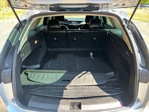 Used 2018 Buick Regal Preferred w/ Sights and Sounds Package AWD/4WD image 14