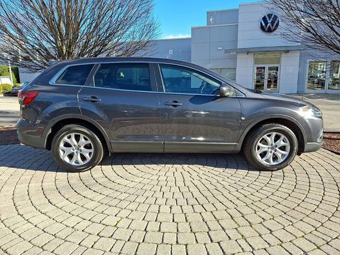 Used 2014 MAZDA CX-9 Touring w/ Touring Technology Package image 8
