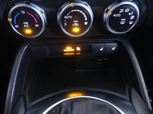 Used 2019 MAZDA MX-5 Miata Grand Touring image 15