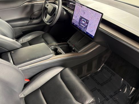 Used 2023 Tesla Model X AWD/4WD image 15