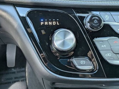 New 2027 Chrysler Pacifica Select FWD image 25