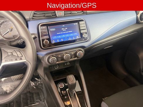 Used 2025 Nissan Versa SV FWD image 3