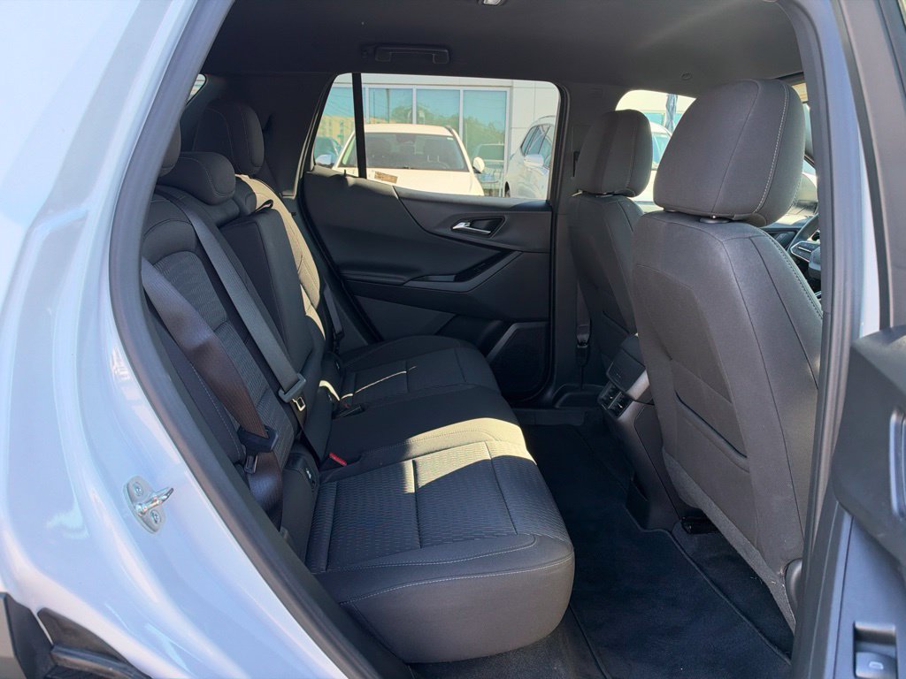 Used 2026 Chevrolet Equinox LT AWD/4WD image 22