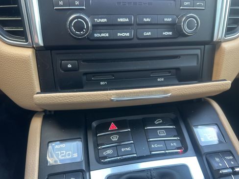 Used 2018 Porsche Macan GTS image 29