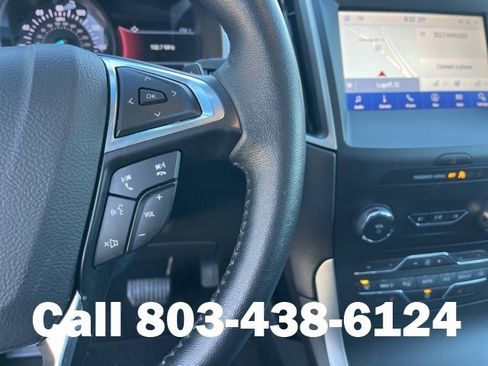 Used 2020 Ford Edge SEL w/ Convenience Package image 19