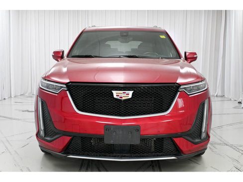 Certified 2023 Cadillac XT6 Sport w/ Platinum Package image 3