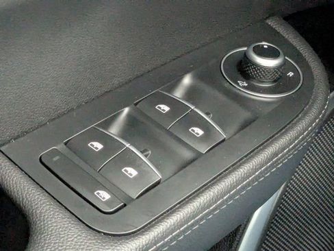 Used 2022 Alfa Romeo Giulia Ti w/ Active Assist Plus Package image 25