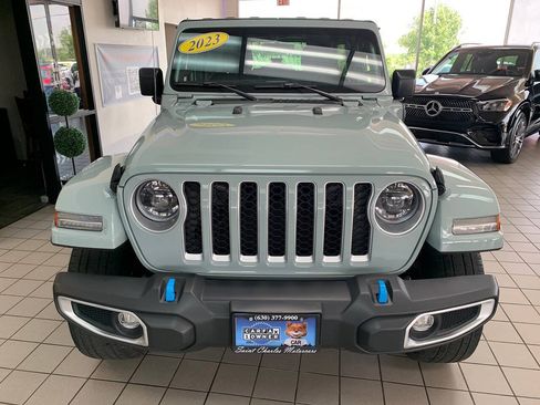 Used 2023 Jeep Wrangler Unlimited Sahara w/ Cold Weather Group AWD/4WD image 4