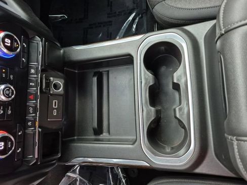 Used 2020 GMC Sierra 1500 Elevation w/ Elevation Value Package AWD/4WD image 24