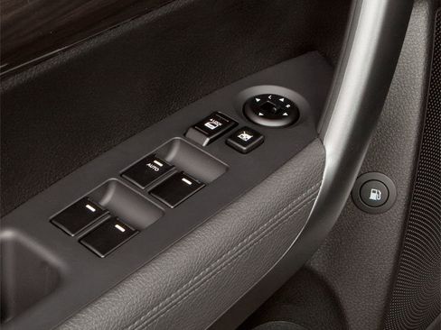 Used 2011 Kia Sorento LX w/ Convenience Pkg FWD image 20