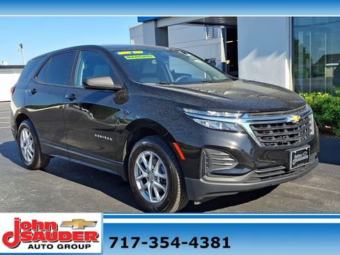 Used 2022 Chevrolet Equinox LS AWD/4WD image 1