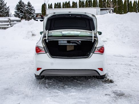 Used 2012 Hyundai Sonata Hybrid image 7