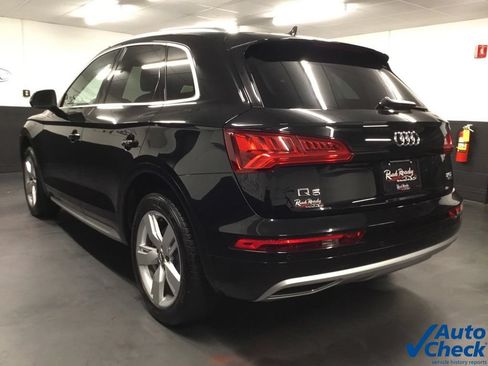 Used 2018 Audi Q5 2.0T Premium Plus w/ Premium Plus Package AWD/4WD image 8
