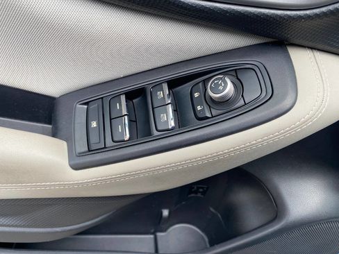 Used 2019 Subaru Forester Premium w/ All-Weather Package AWD/4WD image 12