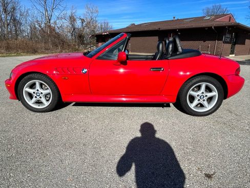 Used 1998 BMW Z3 2.8 RWD image 9