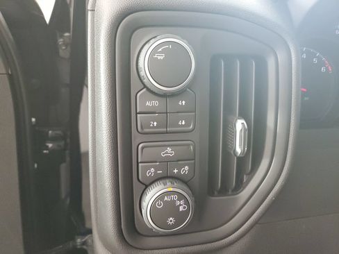 New 2026 Chevrolet Silverado 1500 Custom Trail Boss w/ Midnight Edition AWD/4WD image 25